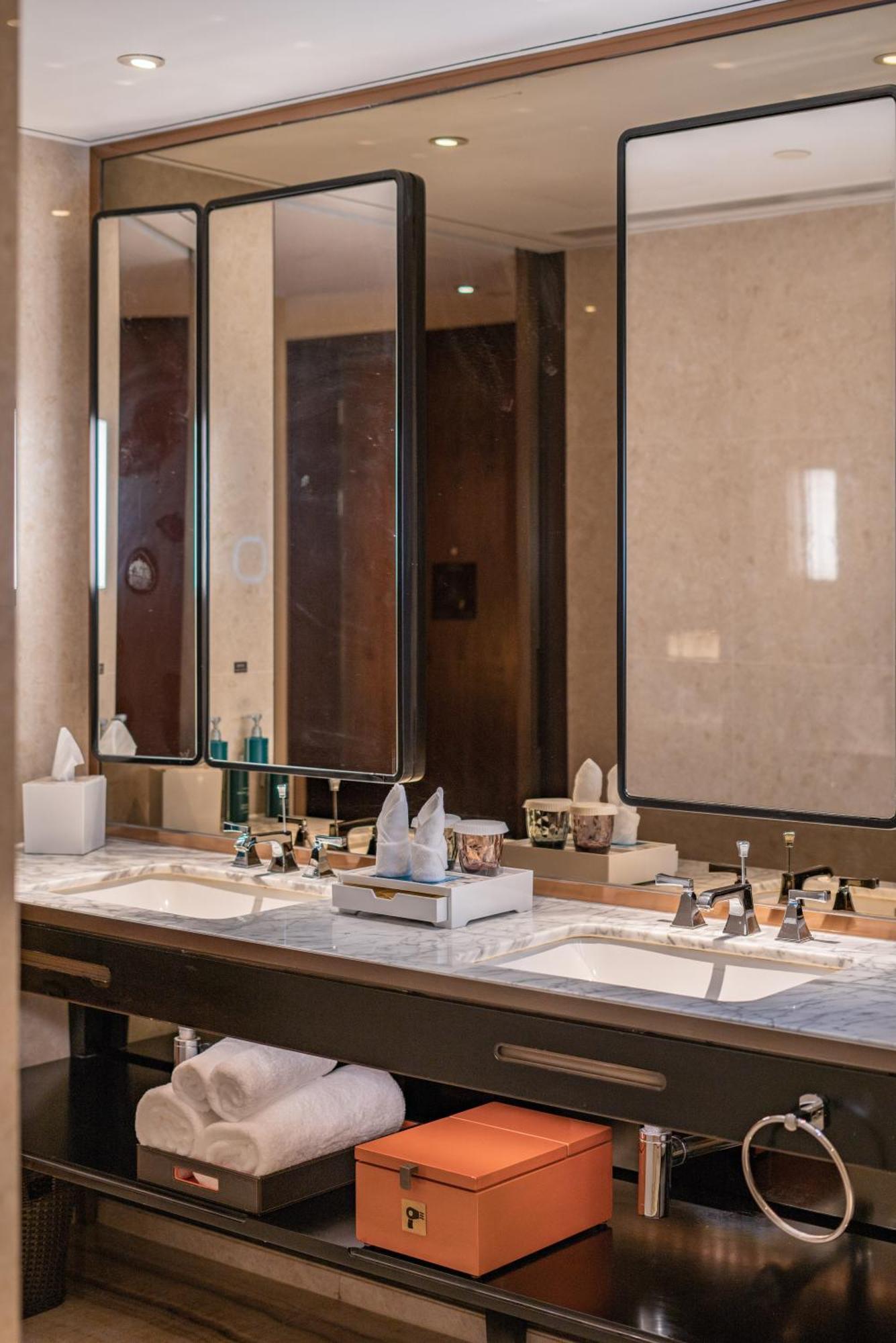 Hilton Fuzhou Hotel Fuzhou  Buitenkant foto