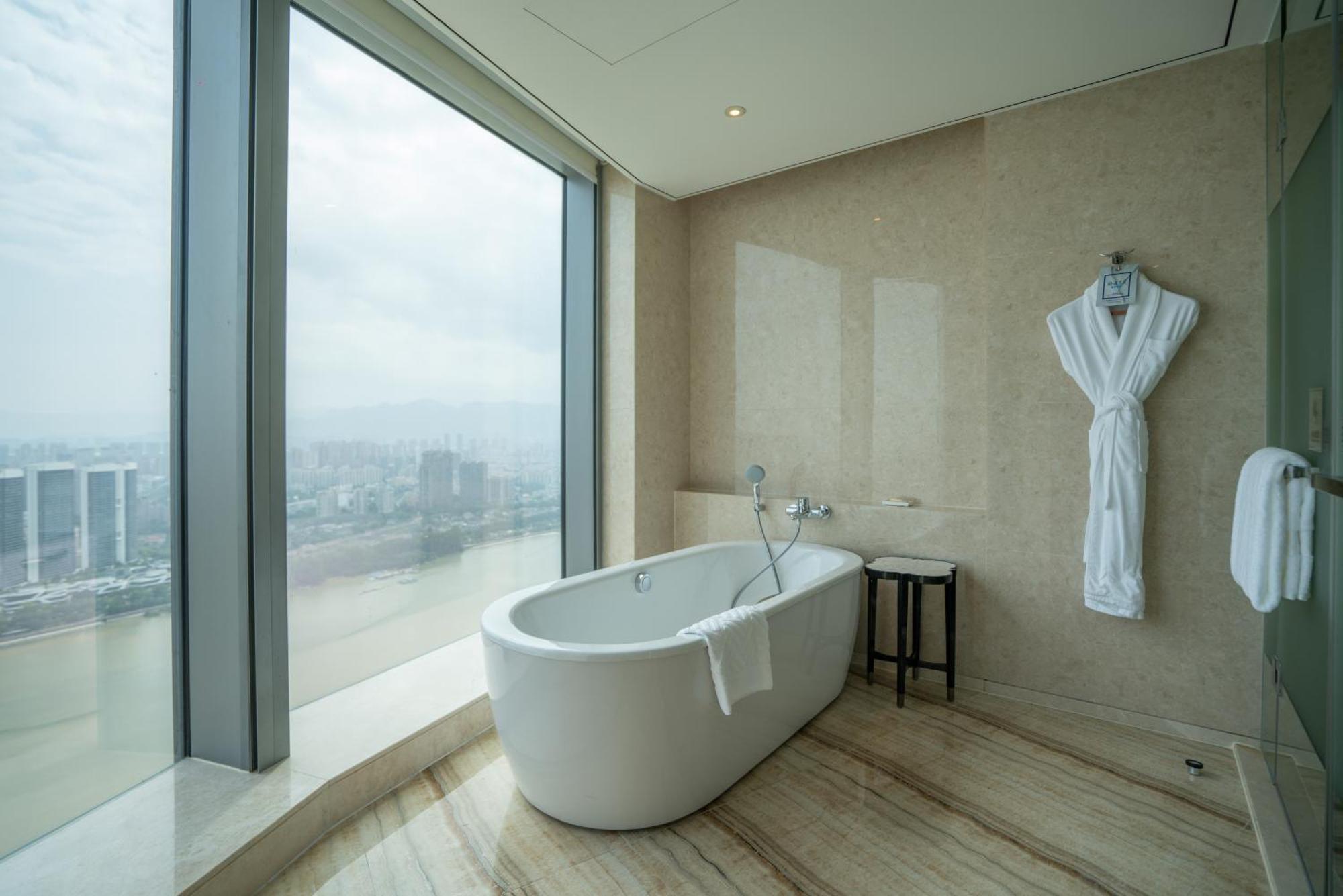 Hilton Fuzhou Hotel Fuzhou  Buitenkant foto